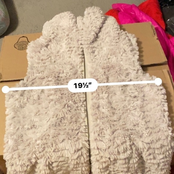 FEVER Womens VEST LUXURIOUS FAUX FUR, COLLAR Zipper, Satin Interior Taupe size M - Picture 5 of 6